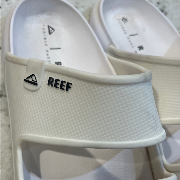 Reef Cream Slide Sandals - Picture 2 of 4